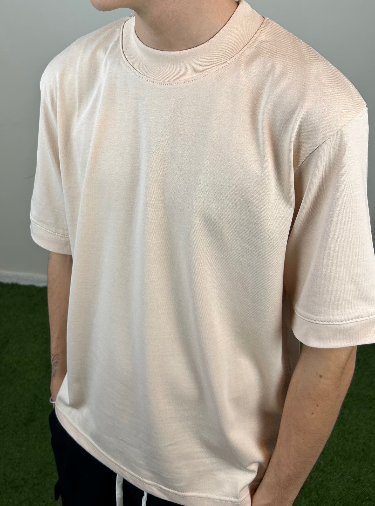 T-SHIRT MANICA CIPRIA