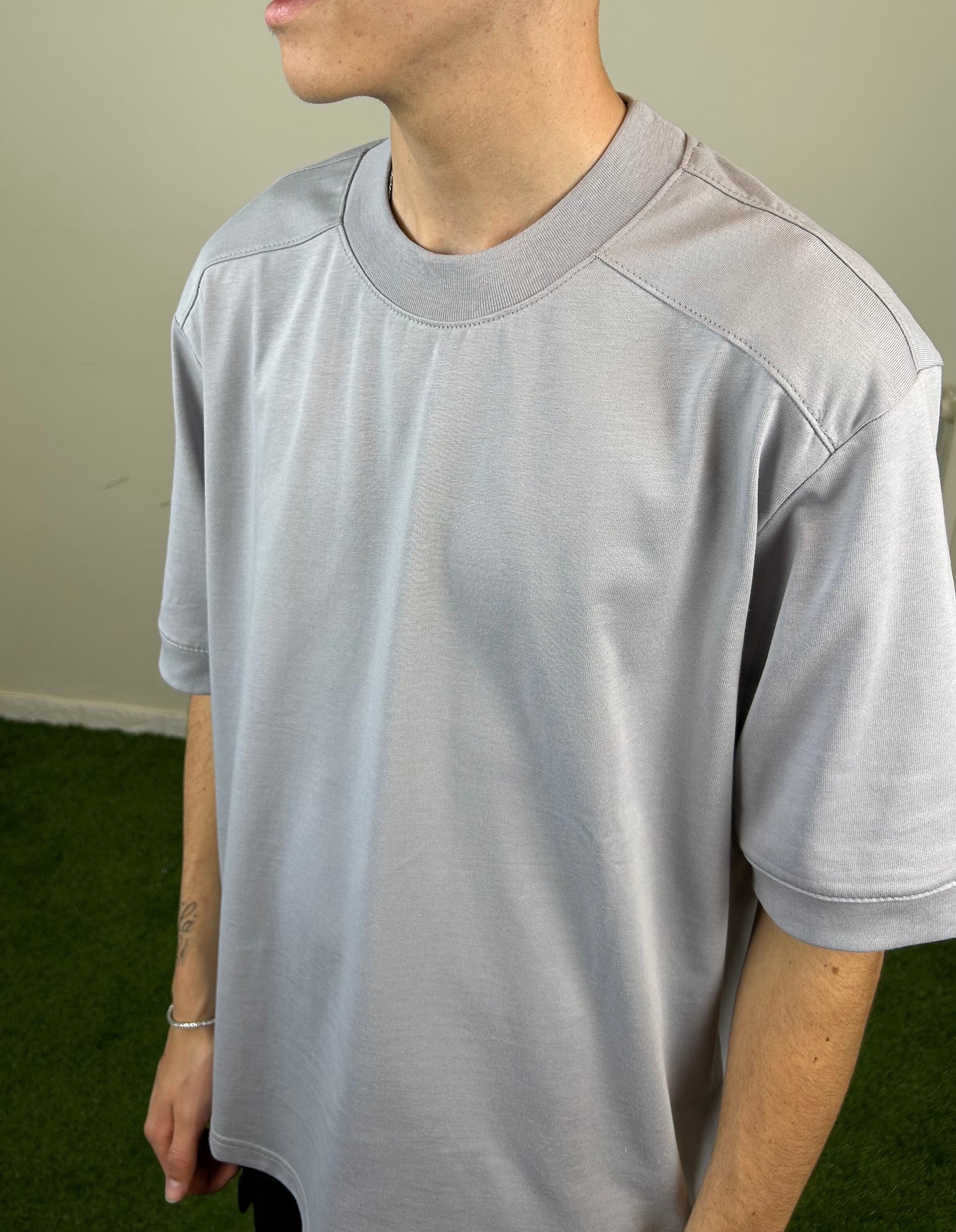 T-SHIRT CONTOURTEE ASFALTO
