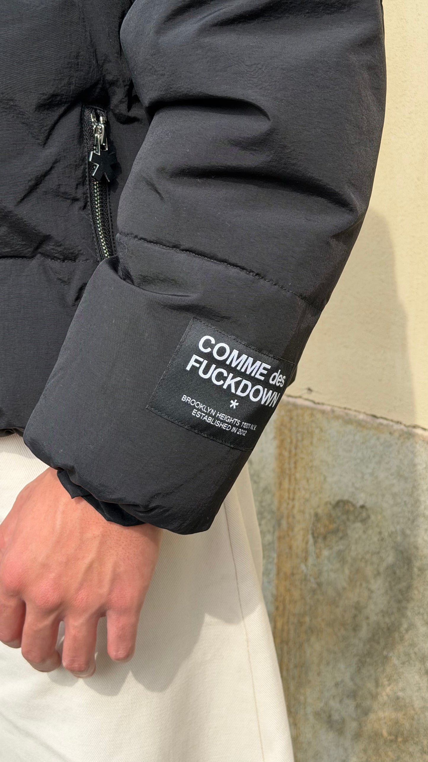 COMME des FUCKDOWN · PUFFER ASTERISK — NERO