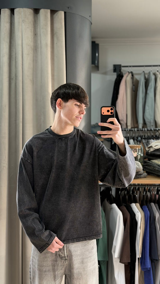 LONG SLEEVE BOXY FIT WASHED NERO