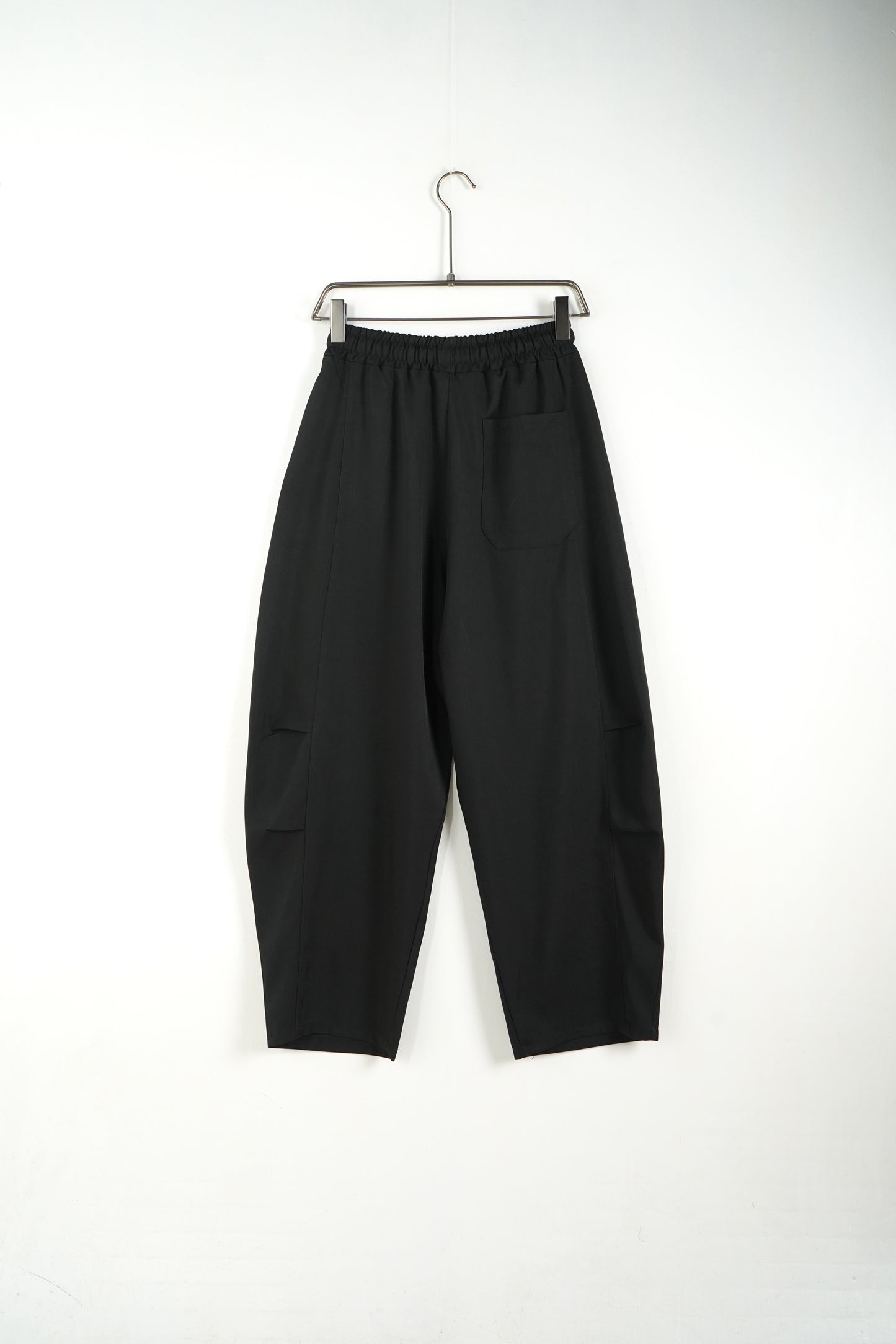 PANTALONE CLASSY NERO BALLOON FIT