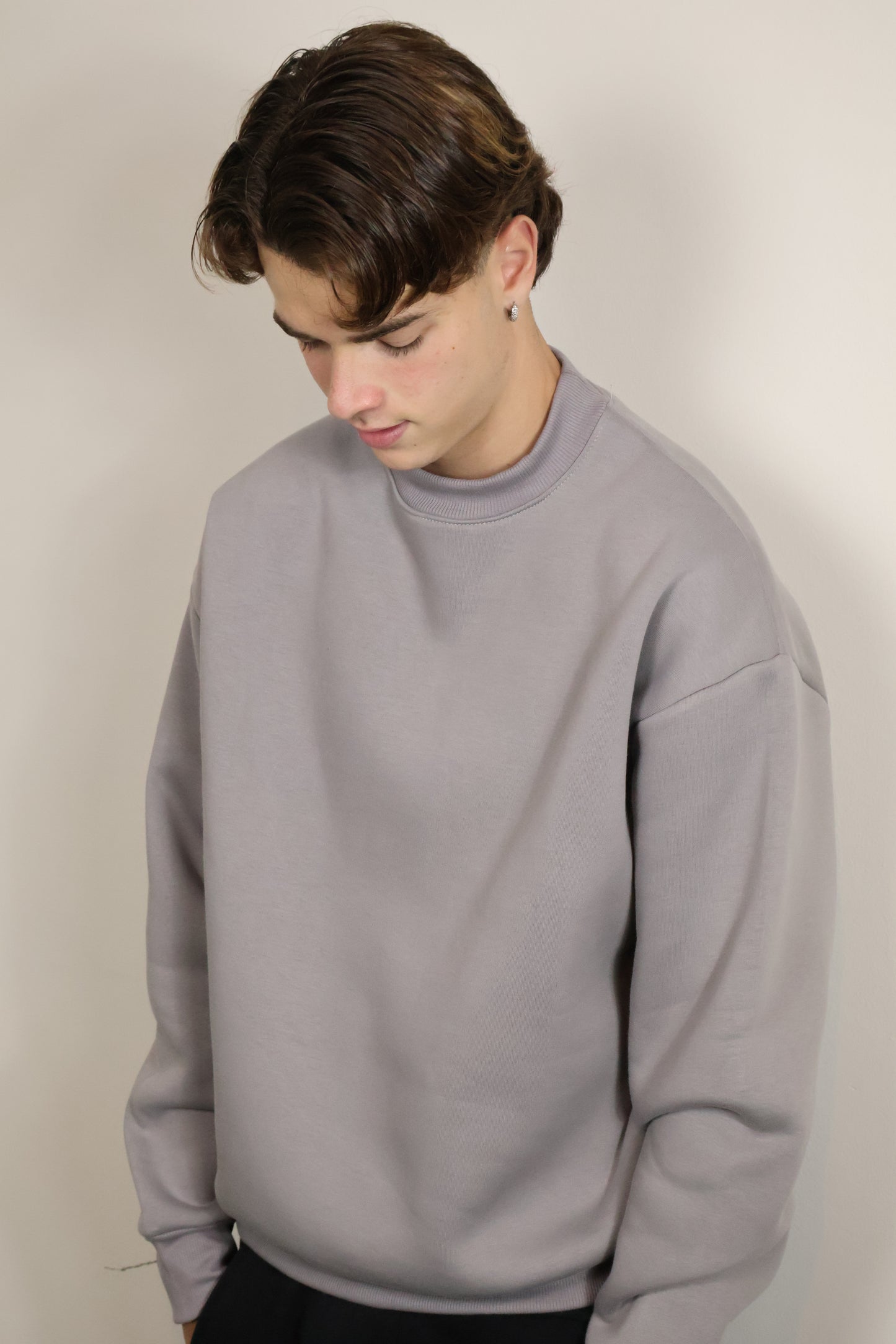 FELPA GIROCOLLO BOXY FIT ASFALTO