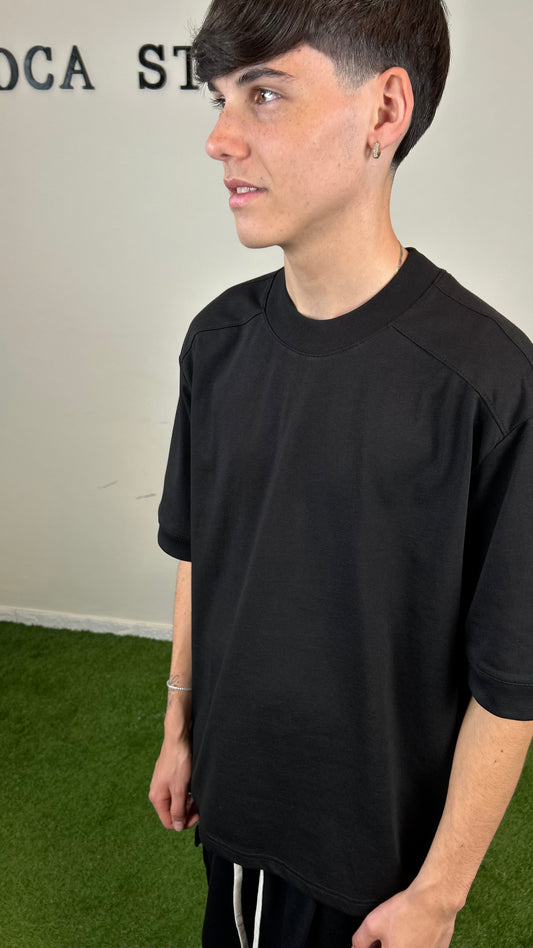 T-SHIRT CONTOURTEE NERA