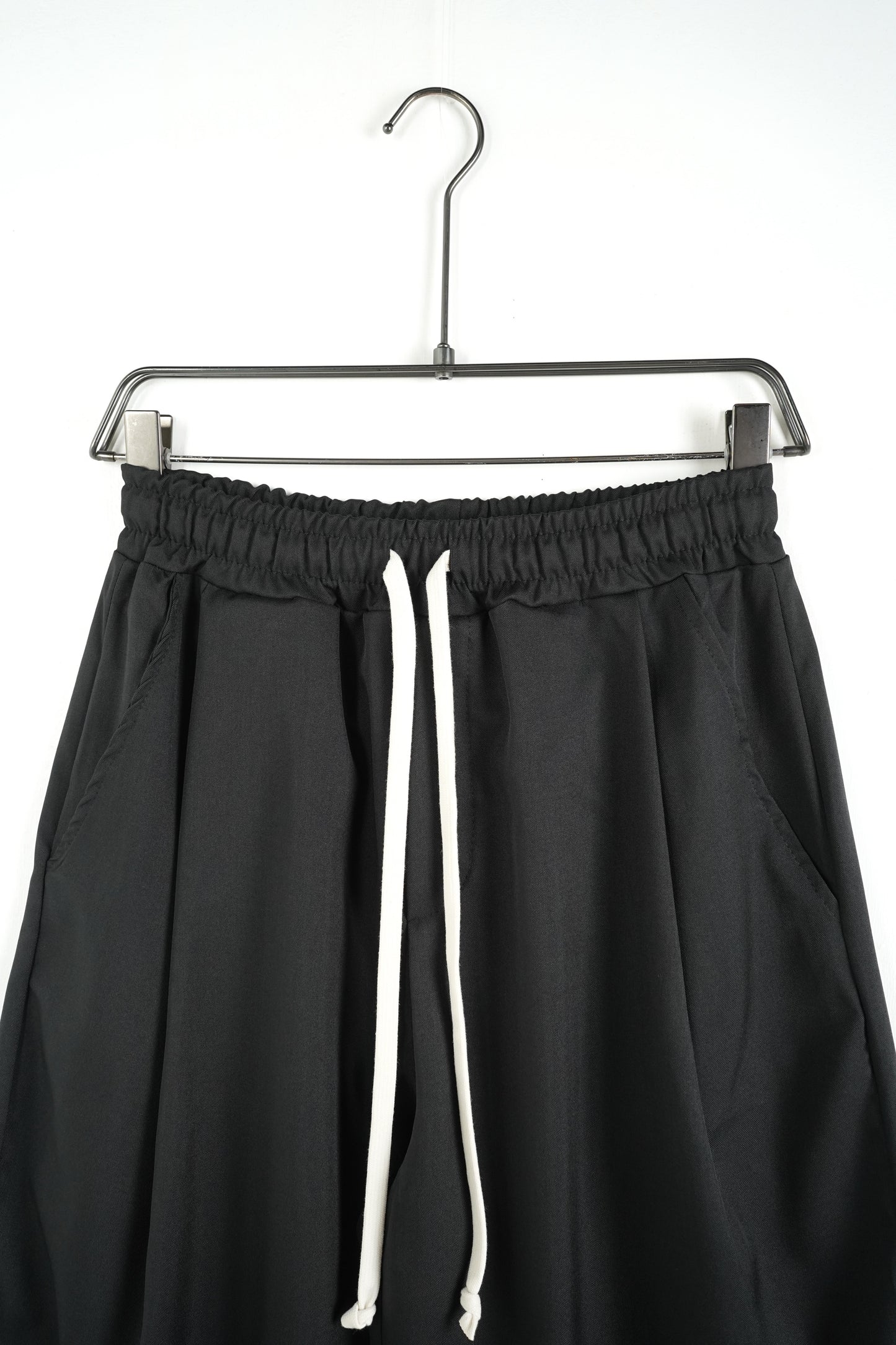 PANTALONE CLASSY NERO BALLOON FIT