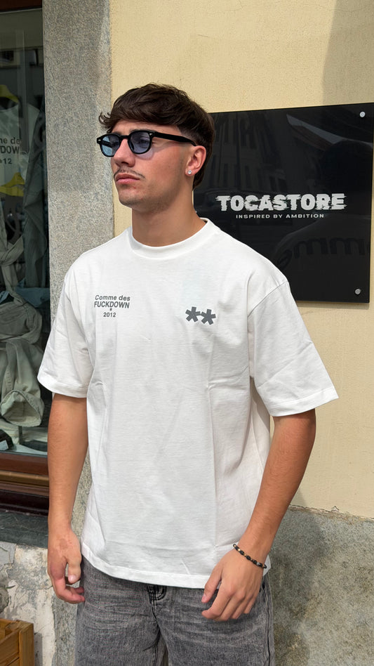 COMME des FUCKDOWN · T-SHIRT STATEMENT— BIANCO