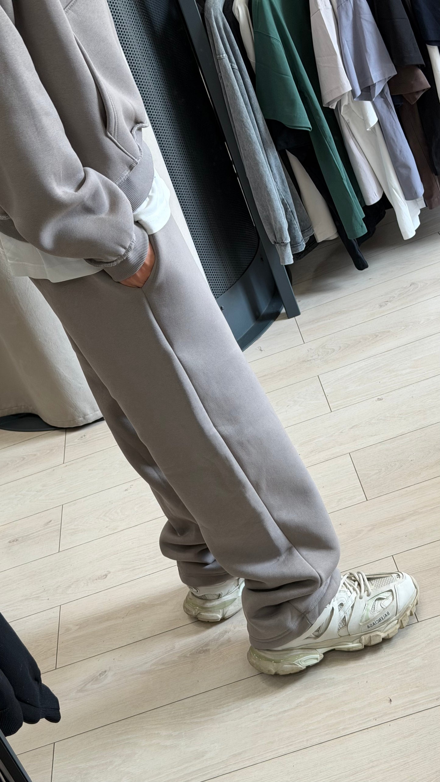 SWEATSUIT REVERSE FERRO