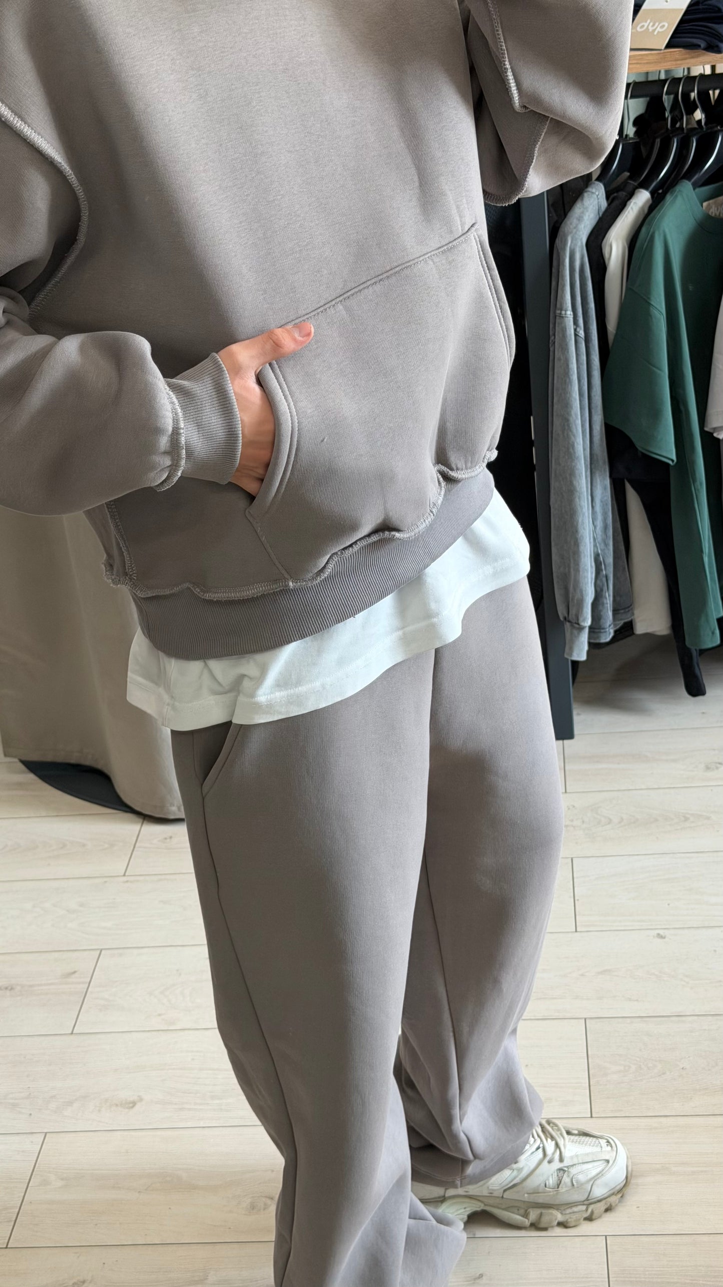 SWEATSUIT REVERSE FERRO