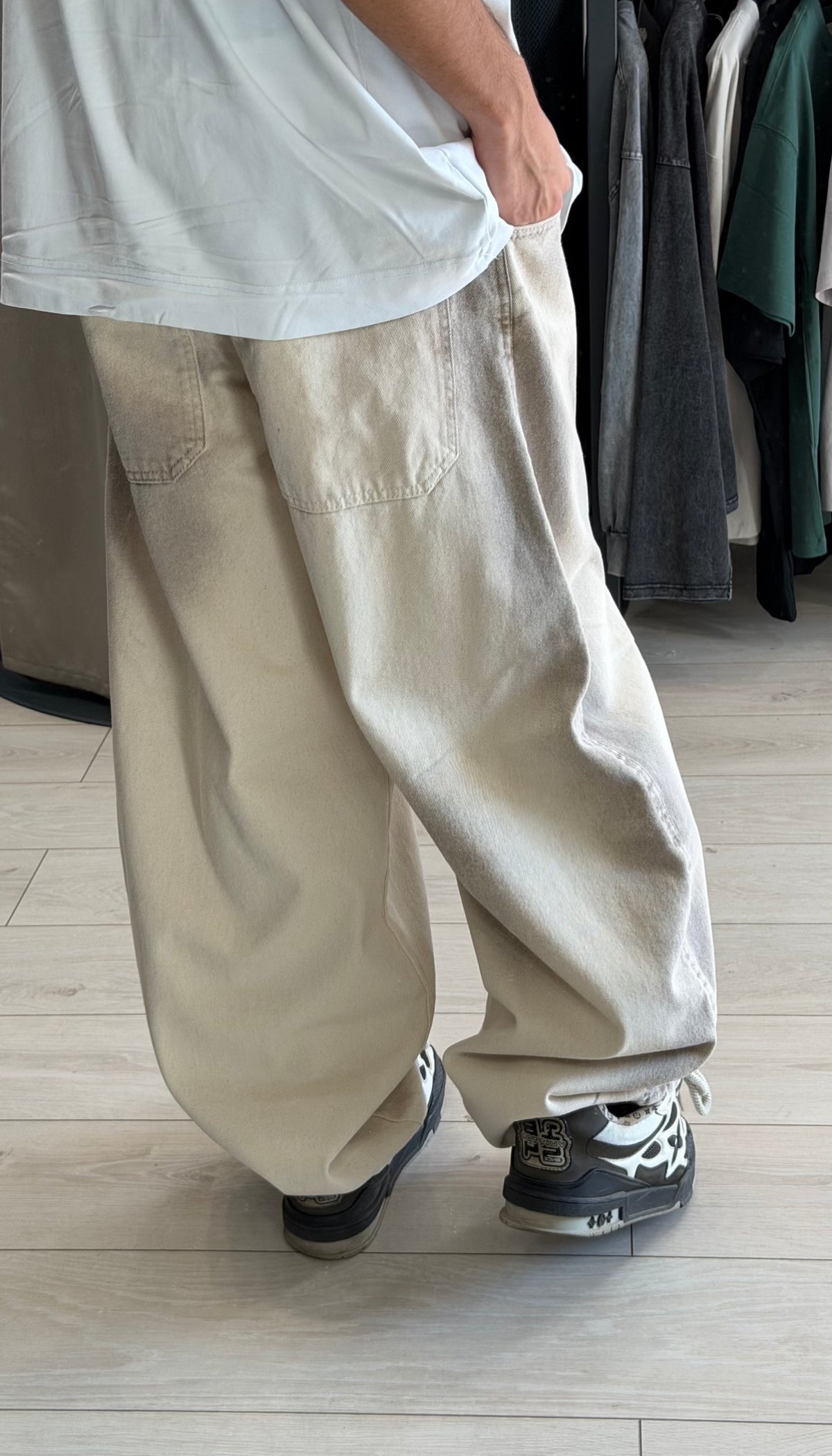 JEANS SUPER BAGGY SAND