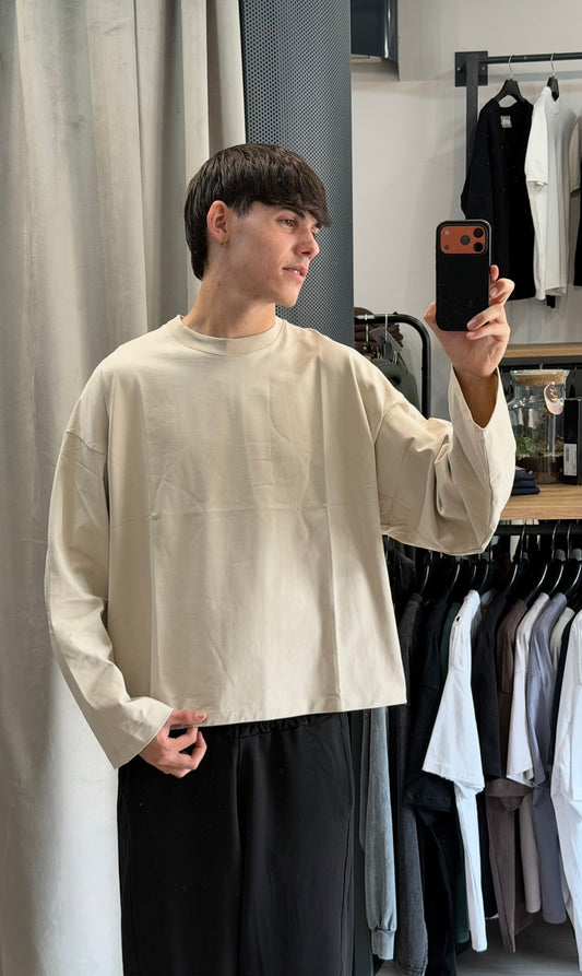 LONGSLEEVE CROP FIT BEIGE