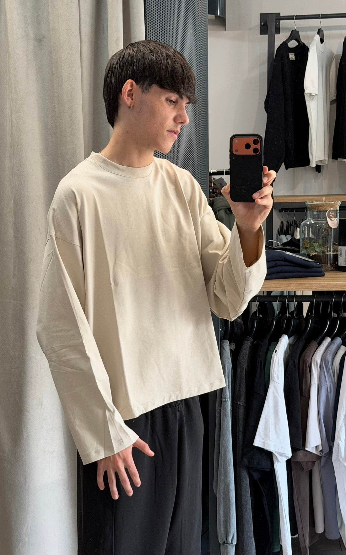 LONGSLEEVE CROP FIT BEIGE