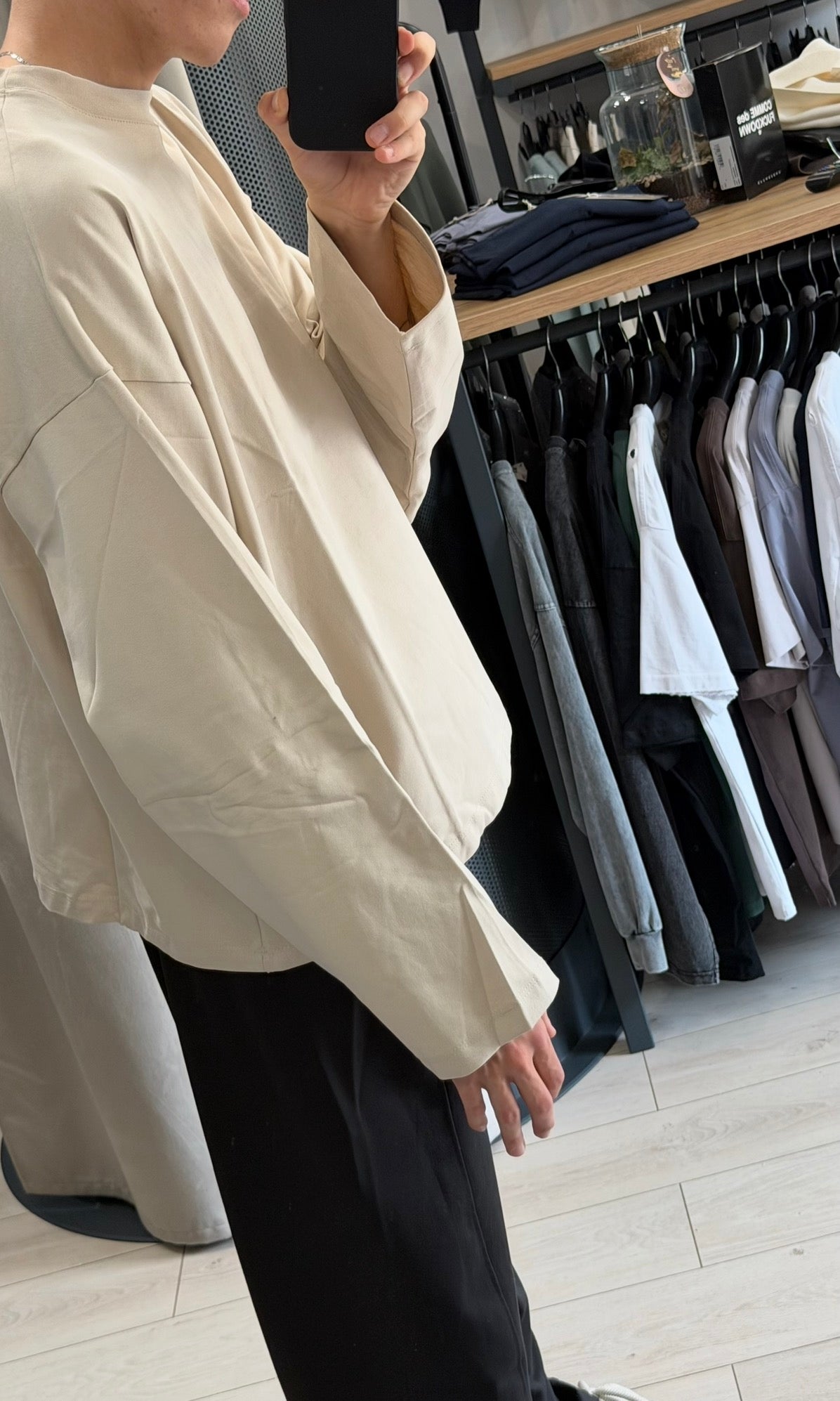 LONGSLEEVE CROP FIT BEIGE